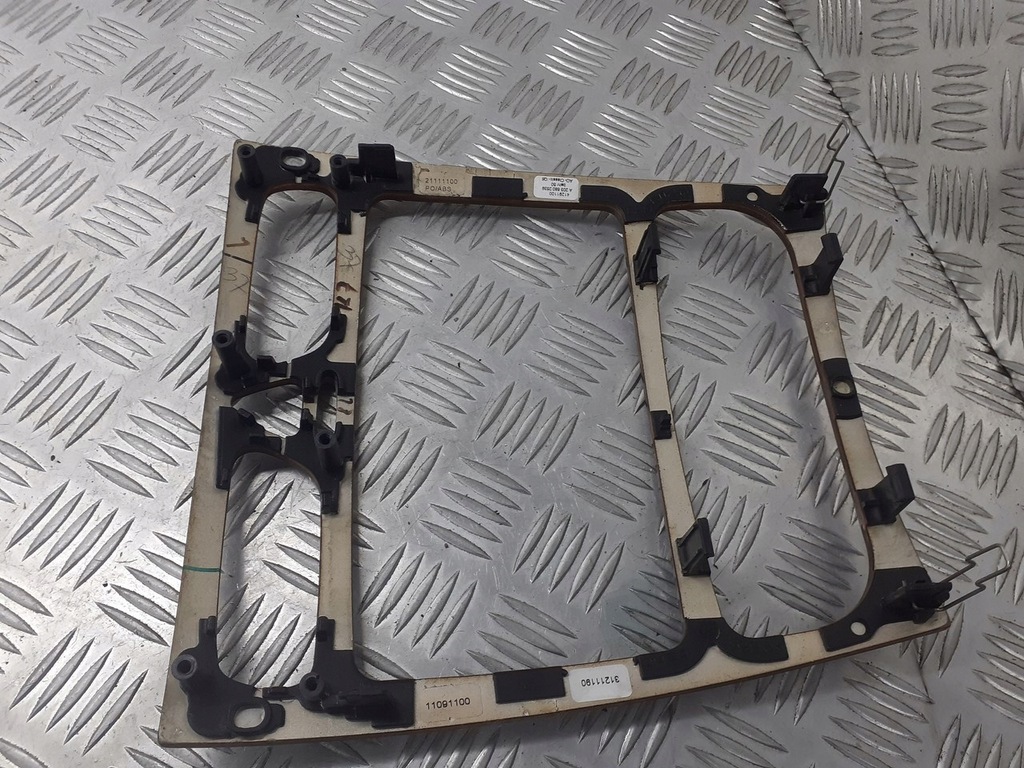 фото №3, Рамка радио drewno mercedes w203 a2036802539