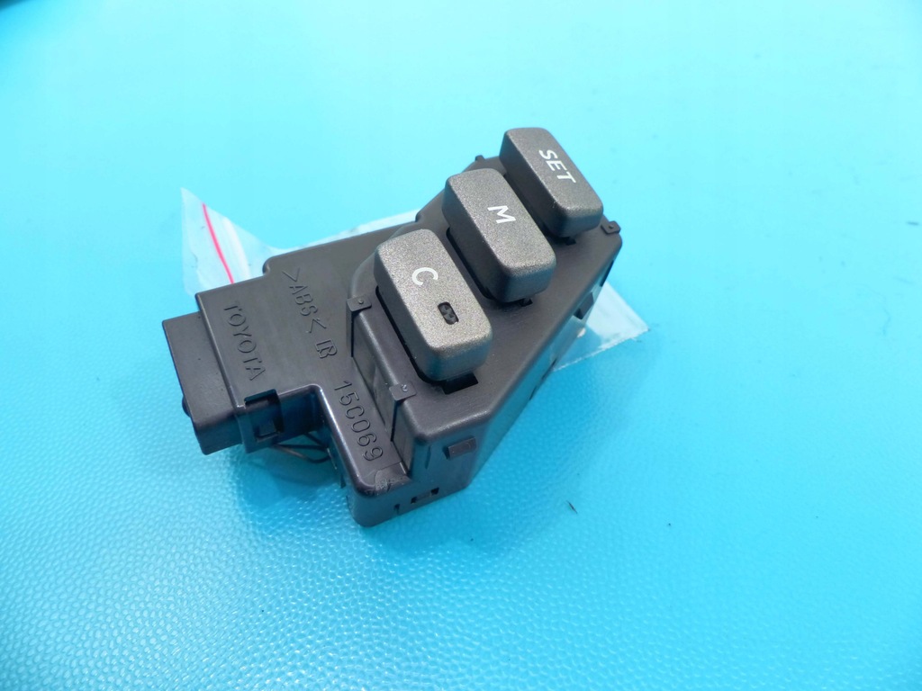 фото №1, Перемикач правий задня lexus ls iv ls600h 06-12