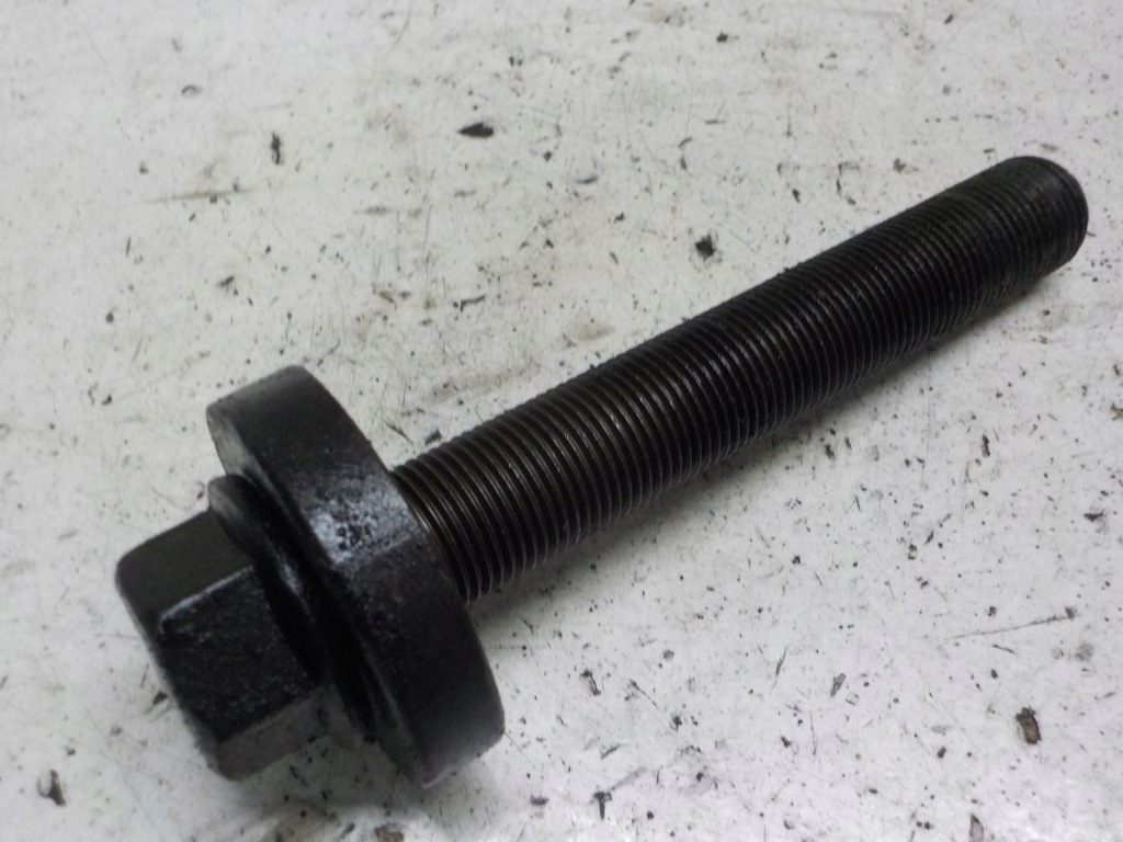 фото №1, Frontera b 2.2 dti болт вала