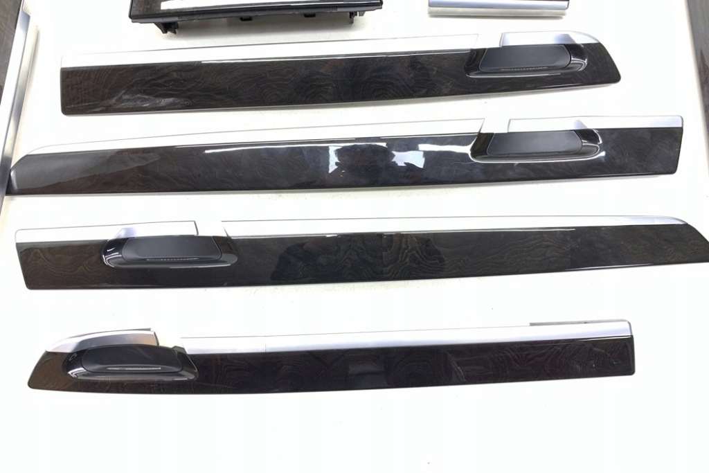 фото №9, Комплект молдинг внутрішніх bmw 7 f01, f02 9232145 4.4l бензиновий 330kw