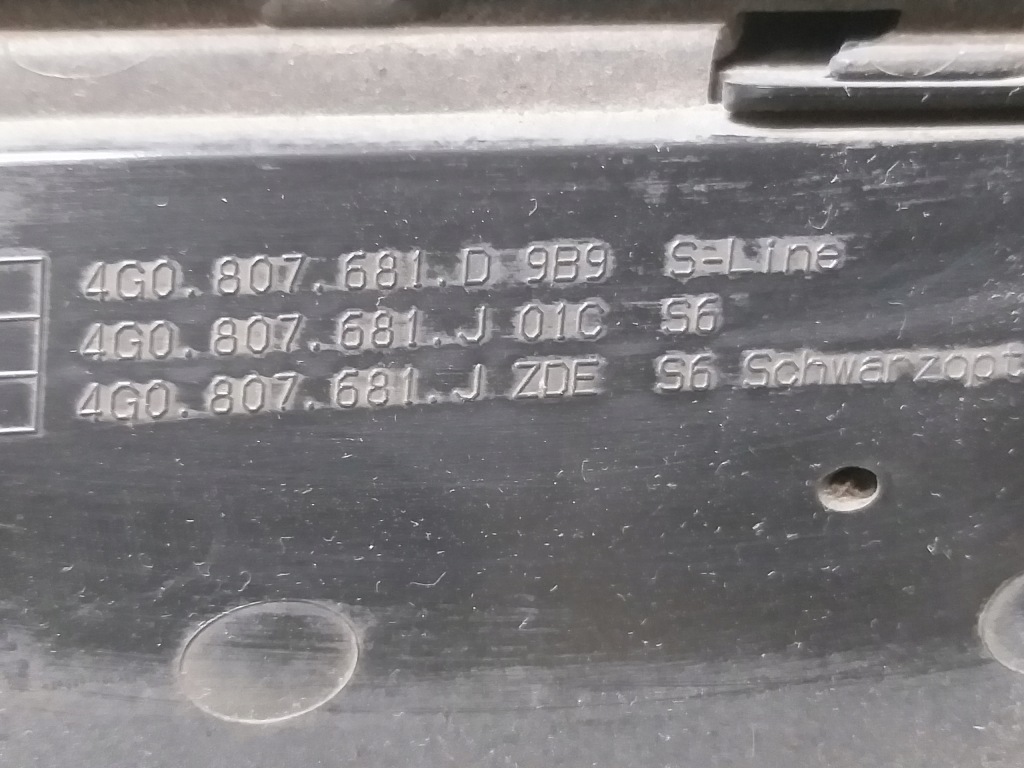 фото №11, Nowa оригінальна решітка бампера audi a6 c7 s line