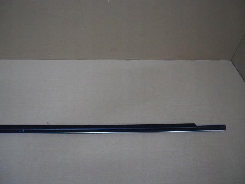 Молдинг ущільнювач двері parapet лівий перед opel insignia a Київ