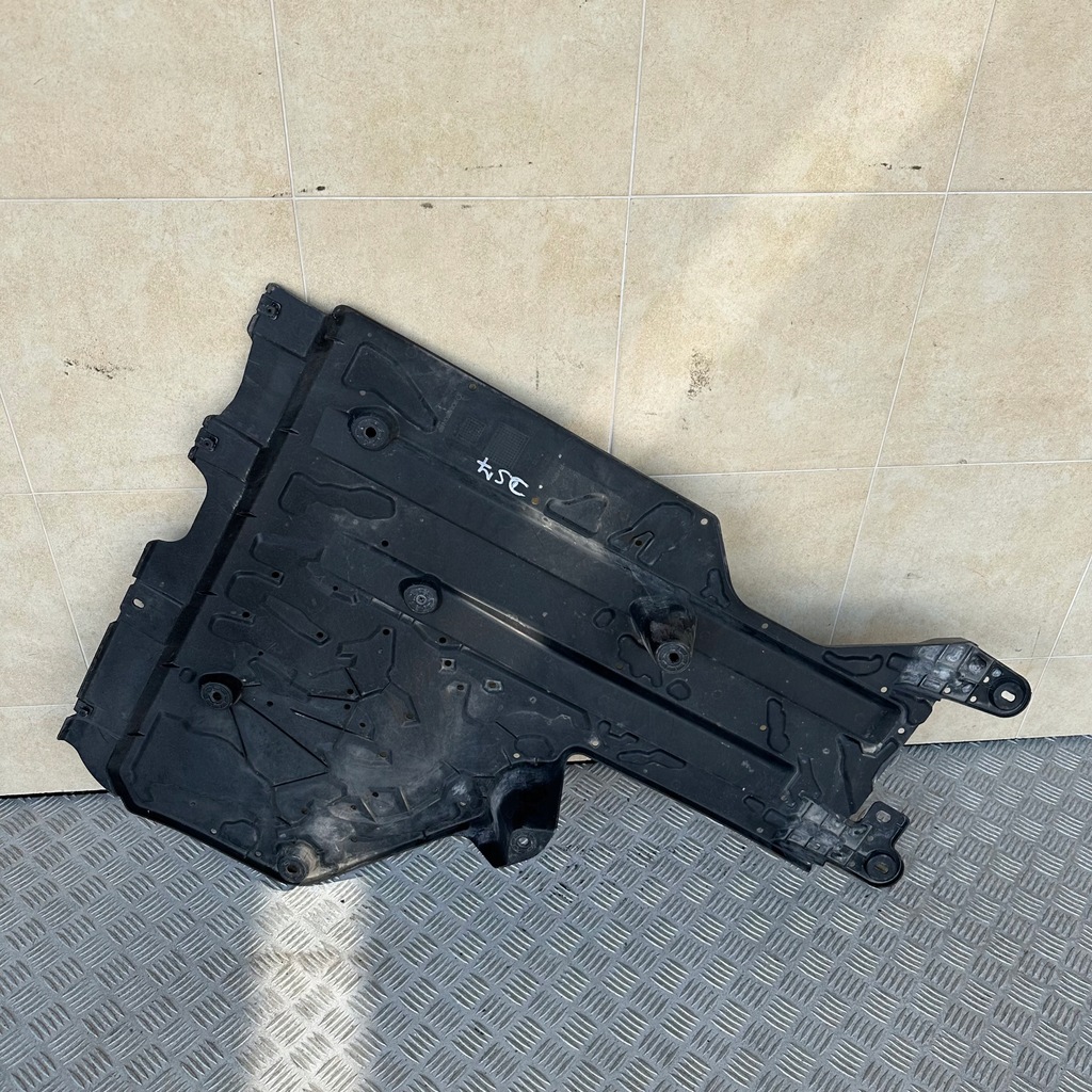 фото №1, Захист плита підвіска citroen ds7 9813584080