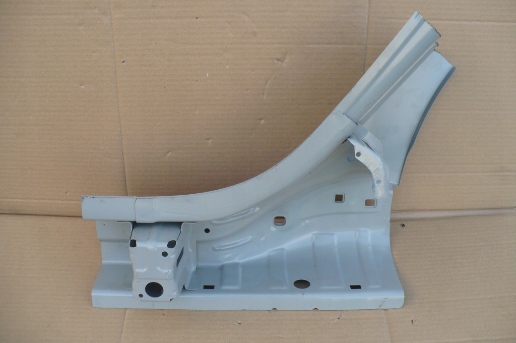 фото №3, Hyundai ioniq - порог обшивка правое