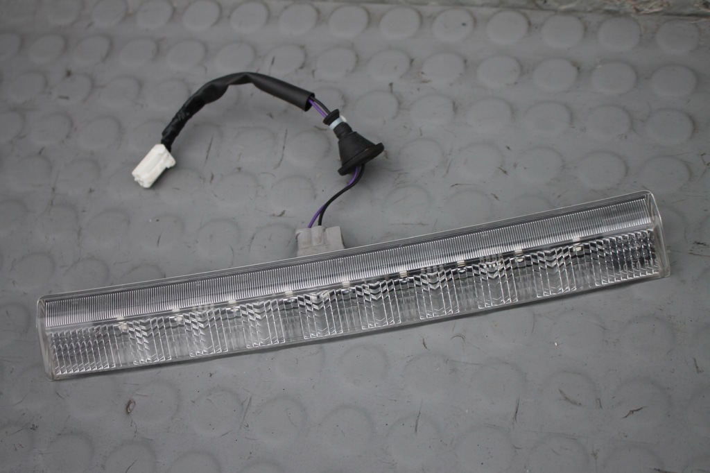 фото №1, Третій світло стоп лампа стоп-сигнал toyota rav4 iv 12-18