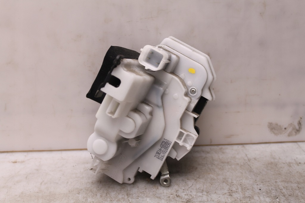 фото №1, Combo d 11r- замок кришки багажника задня 51892983