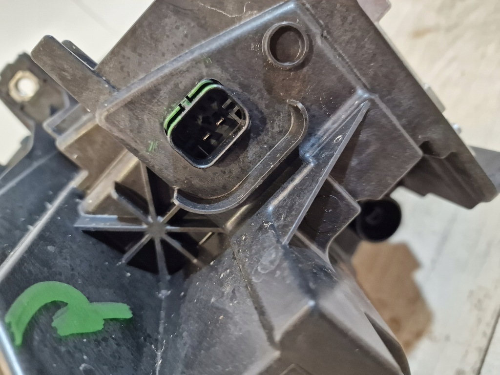 фото №12, Bmw 2 g42 m2 g87 лампа перед права full led