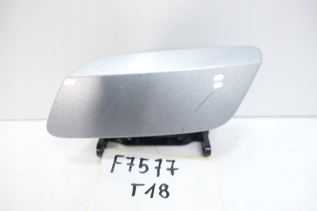 фото №1, Audi a6 c8 2018- заглушка розпилювача лівий перед 4k0807787b