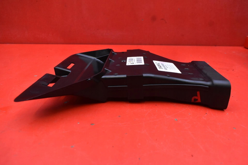 Отопитель впуск руль воздуха правый  pt921798804 bmw f01 f02 08-12 в Украине