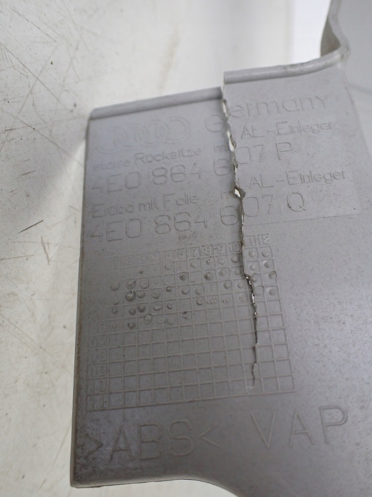 фото №11, Обшивка стойка левый задняя audi a8 s8 d3 5.2 короткий 4e0864607q