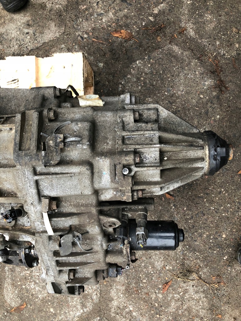 фото №7, Коробка передач + редуктор nissan navara d40 2.5 dci