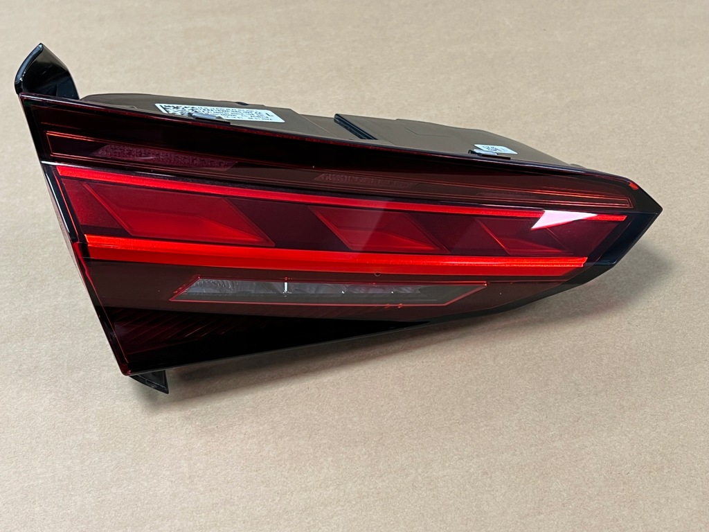 фото №1, Audi a5 8w лампа задняя левая led 8w6945093aa lift