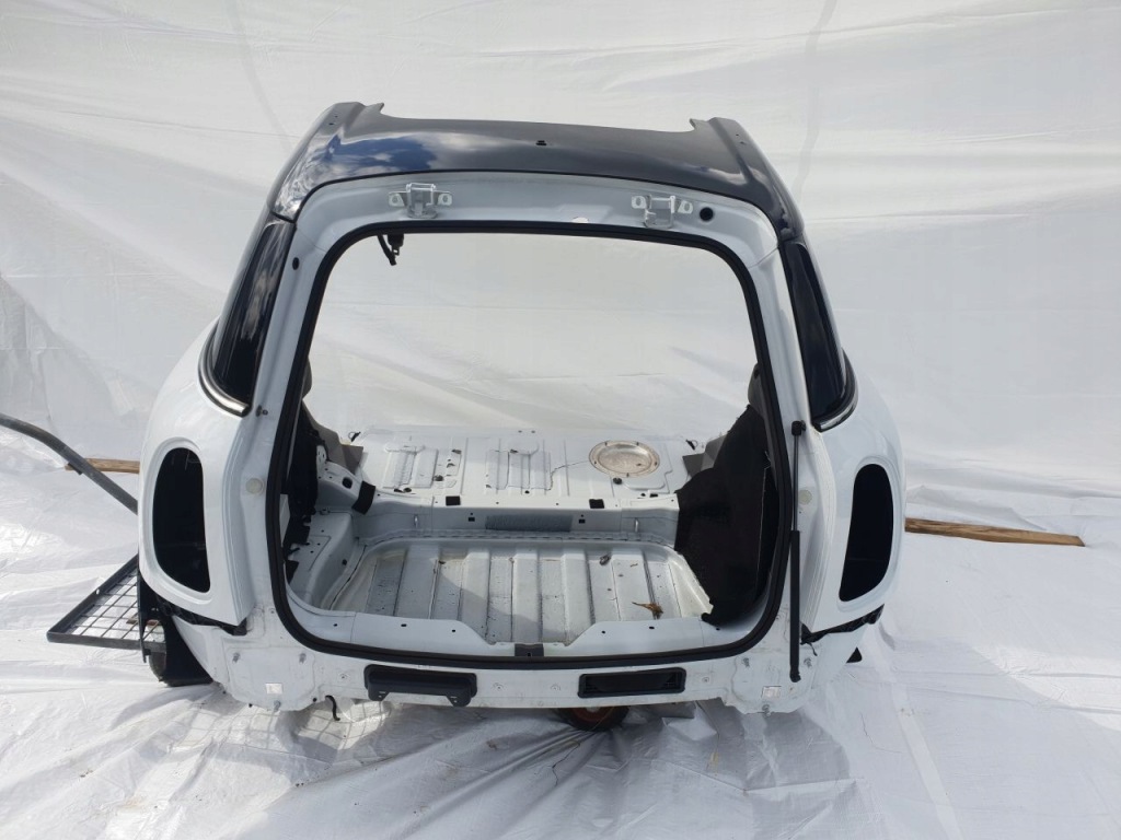 фото №2, Mini r60 countryman крыло задняя поддон pas задний