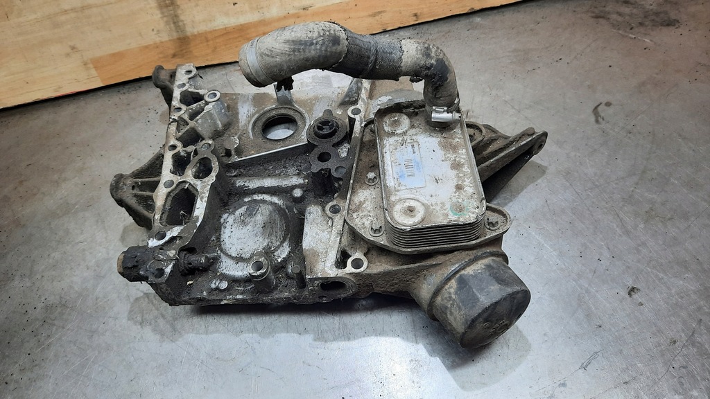 фото №1, Корпус распределительного вала mercedes vito 2.2d 6110151302