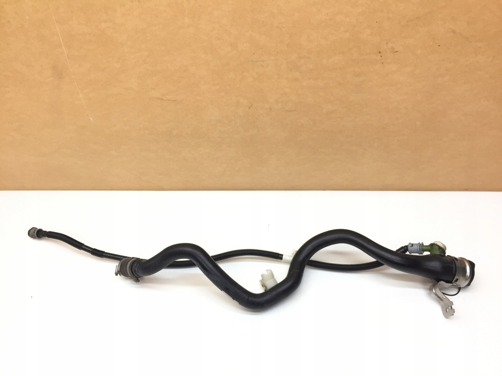 Купить Bmw f30 f31 2.0 d заливная горловина топлива труба бака