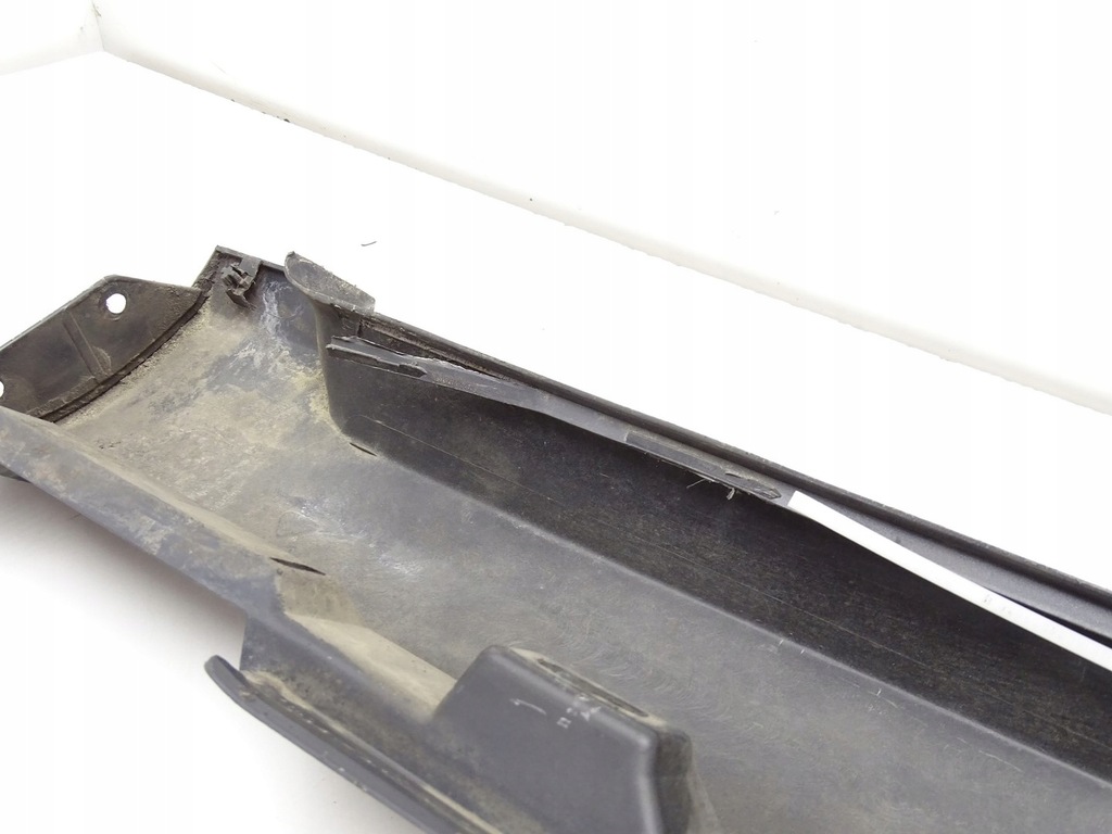 фото №11, Молдинг накладка поріг права vw passat b7 3a li7f