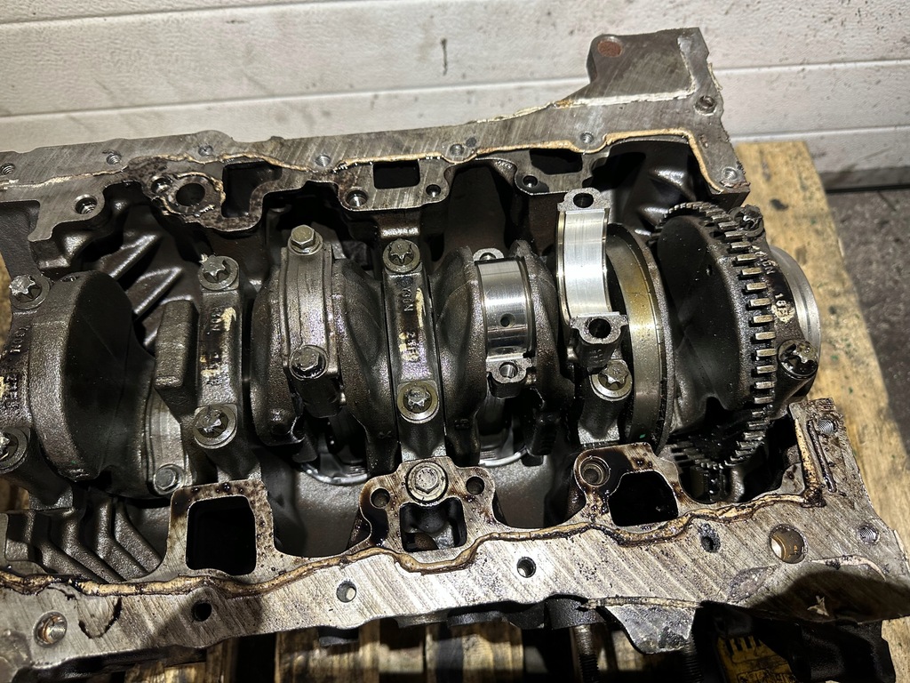 фото №12, Блок двигуна dół wał поршні trafic vivaro 2,0 dci m9r 859