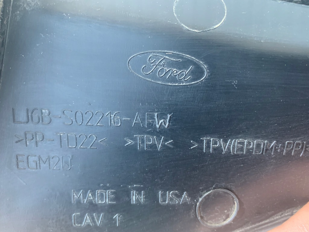 фото №7, Ford escape mk4 iv kuga mk3 2020-2025 жабо lj6b-s02216-a ładne