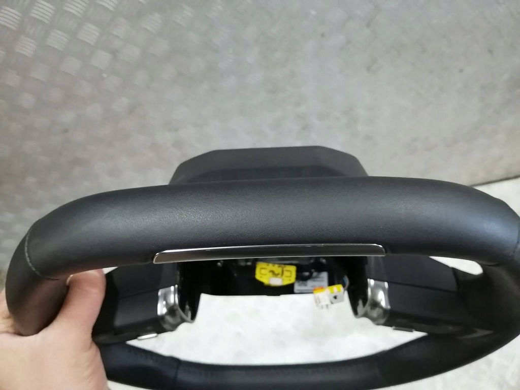 фото №9, Kierownkierownica кожаный citroen c4 iii c4 x