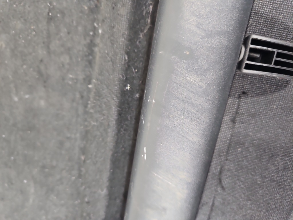 Шторка багажника задний skoda octavia 3 3 5e универсал Цена