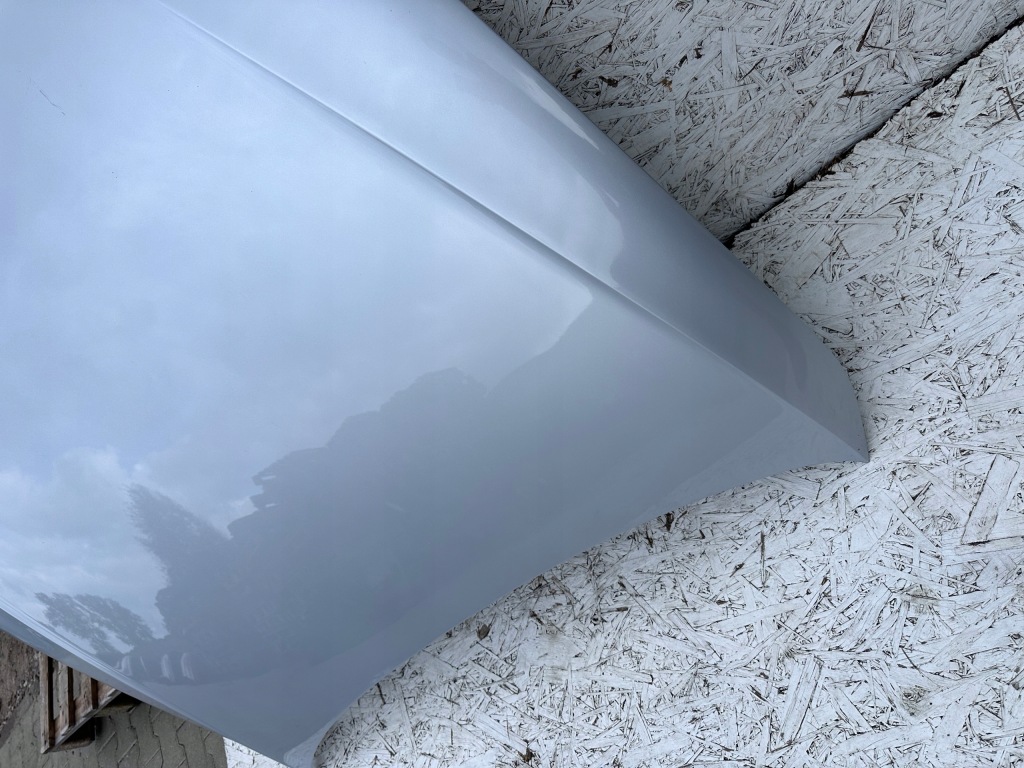 A4 8k капот перед срібляста lx7w в Україні