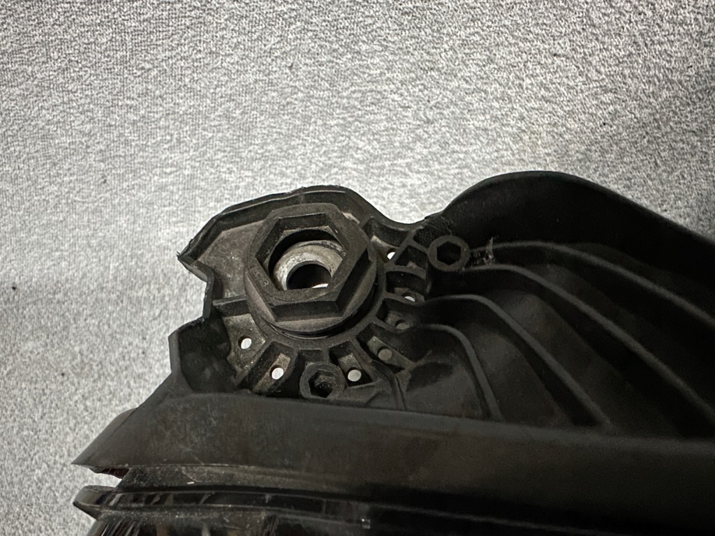 Фара audi q3 83a full led европа левая оригинал 83a941033 Недорого