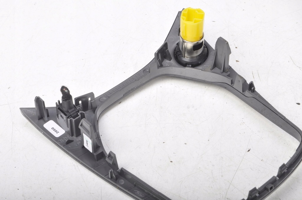 фото №8, Ford fiesta mk8 рамка домкрата передач h1bb-a044h82