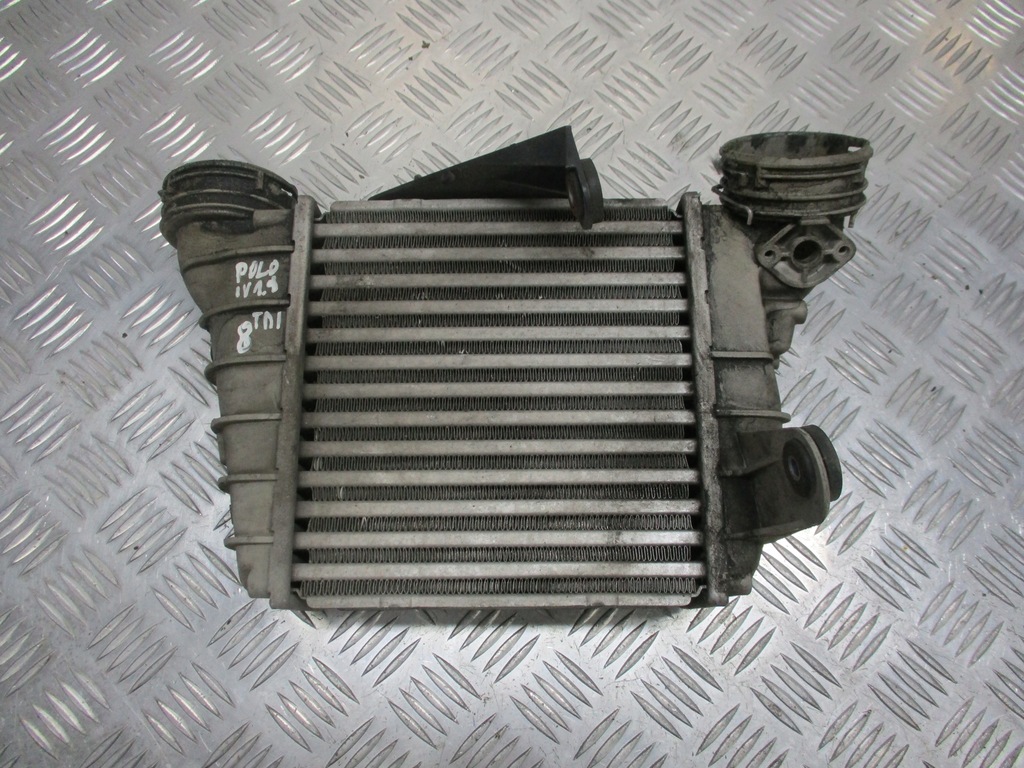 фото №1, Интеркулер vw polo iv 9n 1.9 tdi