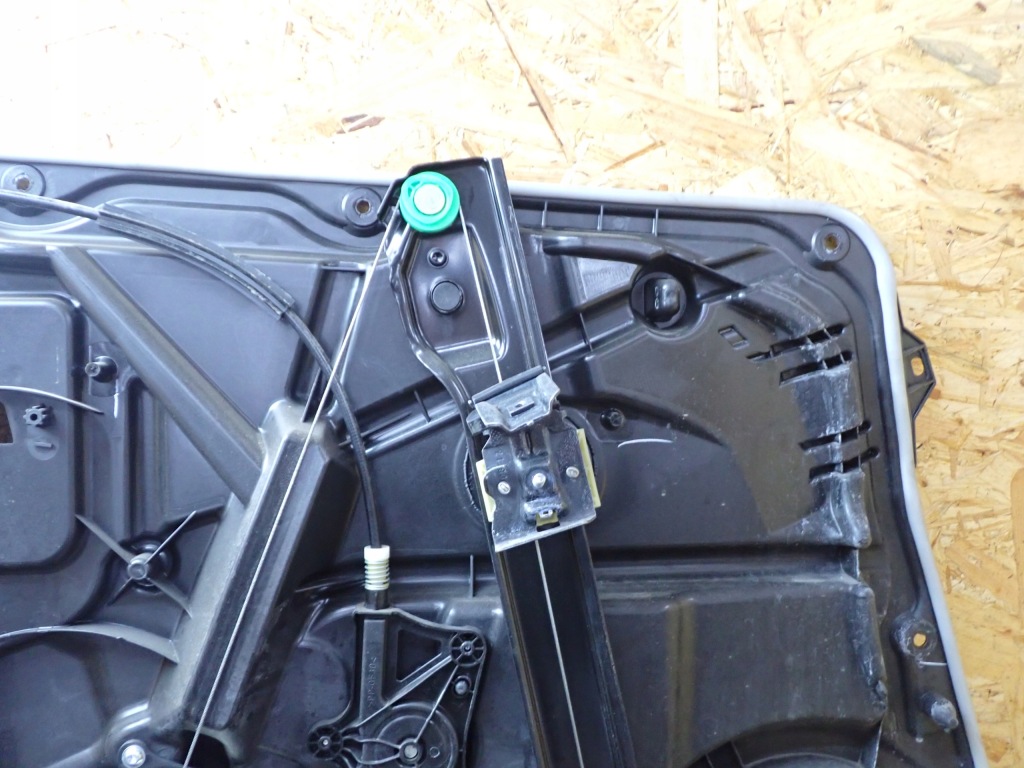 фото №9, Підйомник скло правий перед mercedes gls ii x166 3.0 17r a1669060301 9505