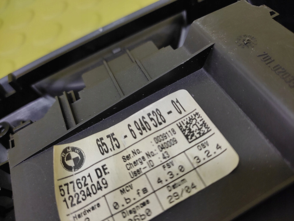 фото №13, Bmw 1 e87 лампа освещение кабины 65756946528