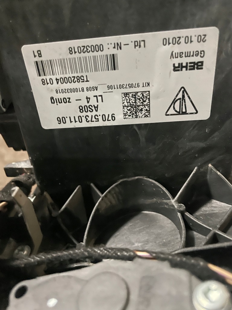 фото №6, Комплектная отопитель с вентилятор panamera 970