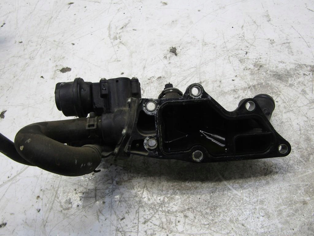 фото №2, Корпус термостата 1.2 tce renault megane iv hb 110601560r