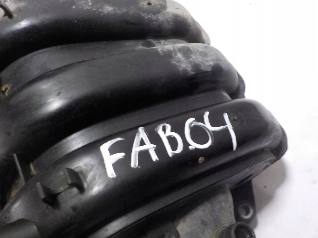 фото №8, Skoda fabia 2011r 1.2b коллектор всасывающий форсунки газа