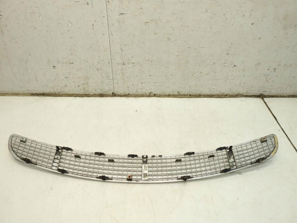 Решітка капот 775 mercedes r w251 Доставка