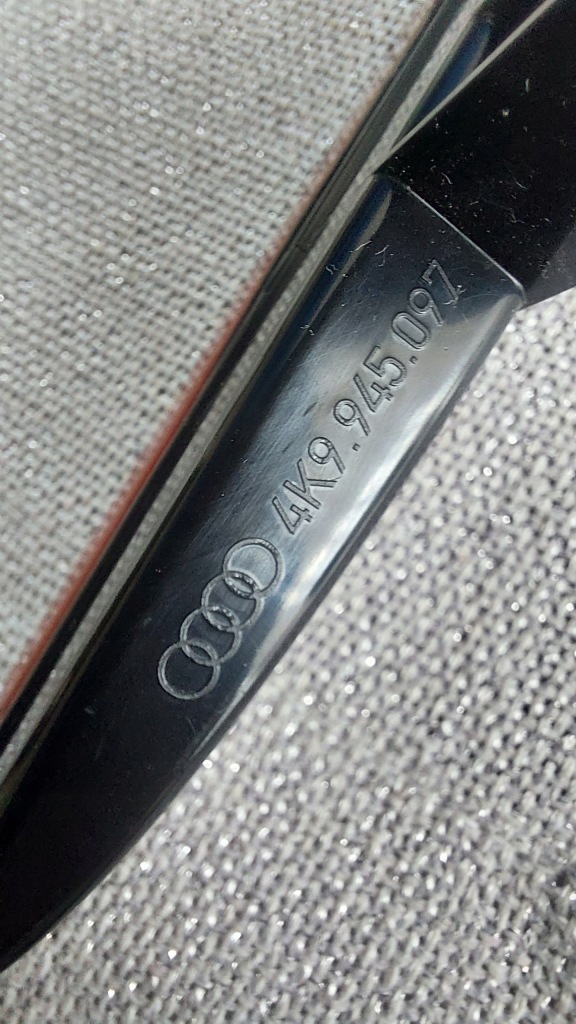 фото №2, Третий свет стоп led audi a6 c8 kombi оригинал