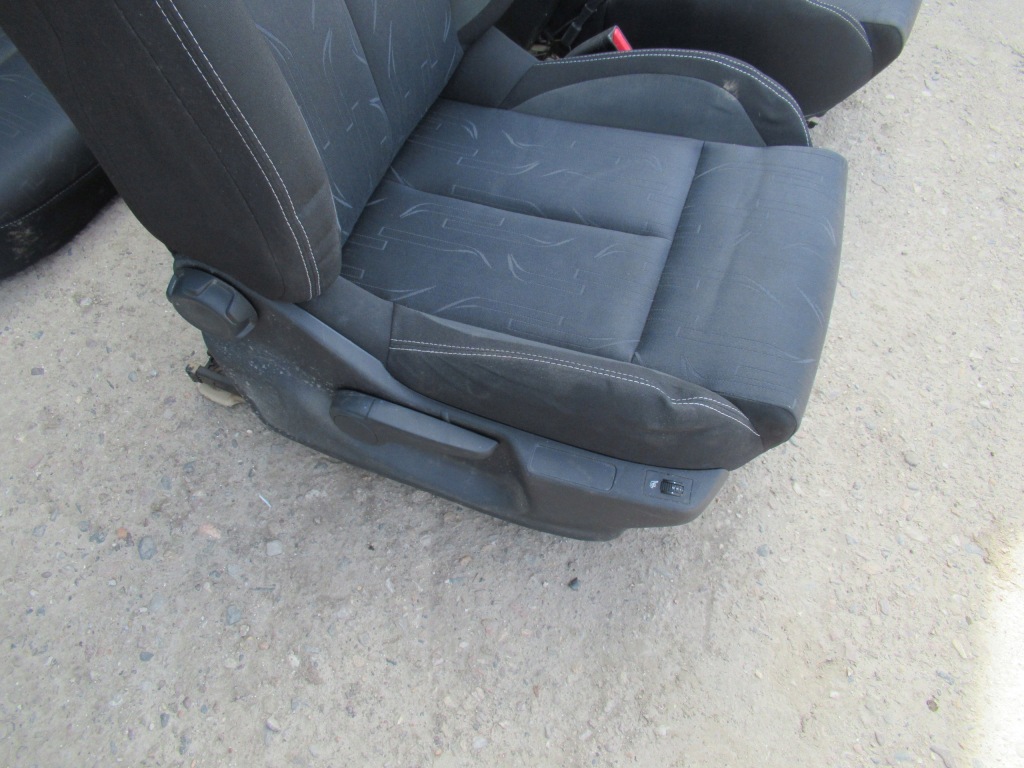 фото №8, Citroen c4 ii b7 сиденья с подогревом заднее сиденье комплект europa ładne