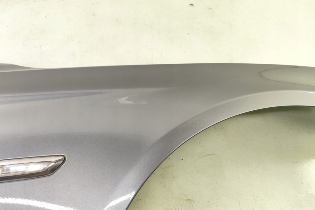 Крыло  передний правый  bmw 5 f10 a52 2.0l дизель 135kw 2011 Недорого