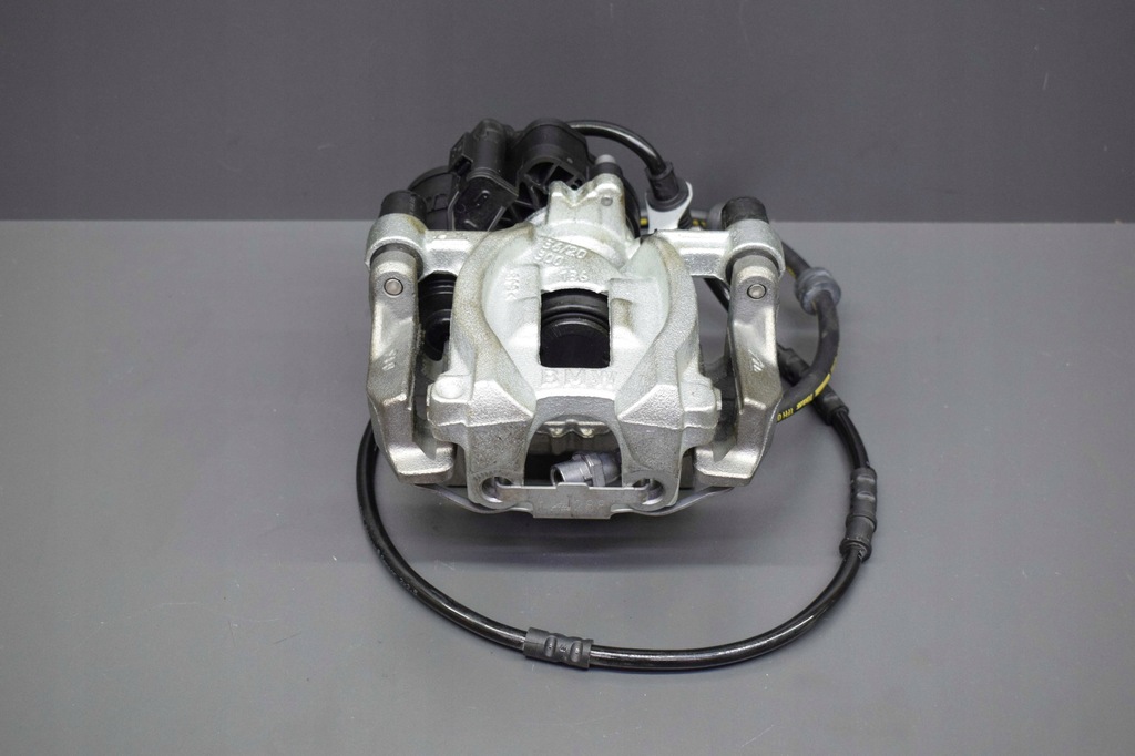 фото №1, Суппорт прижим правый задняя wąż bmw 1 2 f44 f40 2 f45 f46 x1 f48 x2 f39