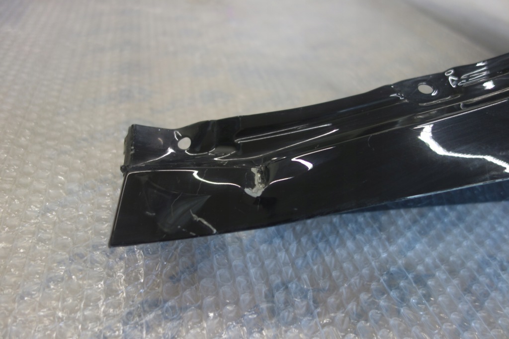 Tesla model y крило ліве перед Доставка