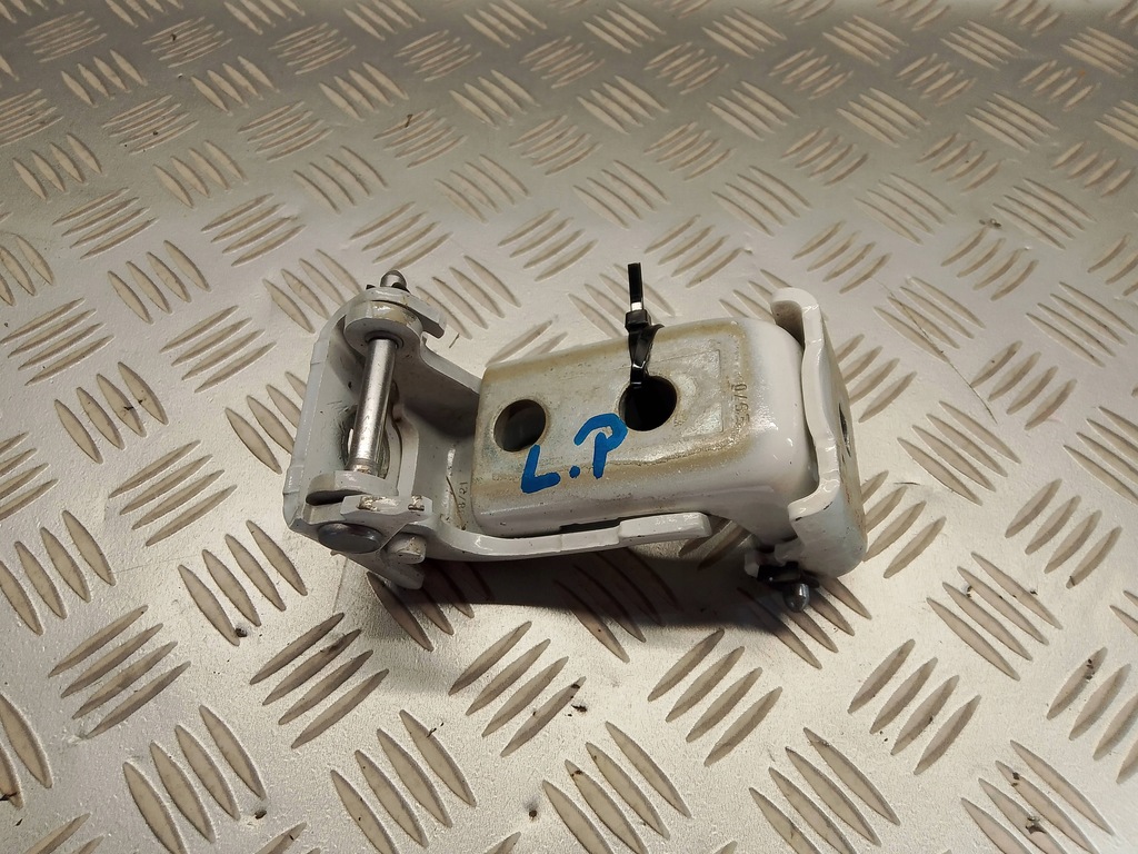 фото №1, Toyota proace peugeot partner k9 2023 петли дверь левый перед