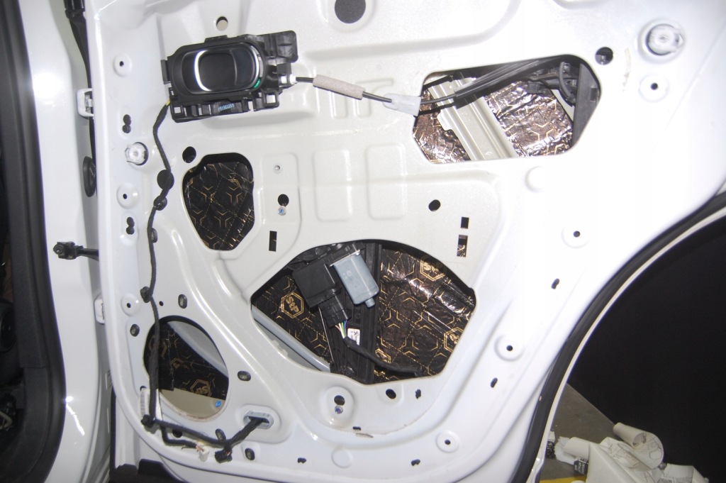 Мат бутилова stp-standartplast black gold 2,3mm 75x50 cm в Україні