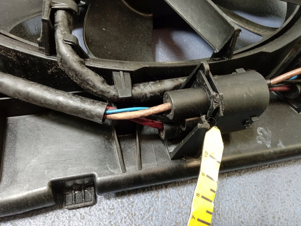 Q7 2 4m 3.0 tdi вентилятори радіатора 8w0959455aa Зі Шроту