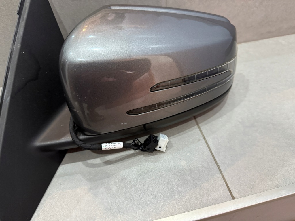 фото №1, Mercedes w176 зеркало левая 13pin