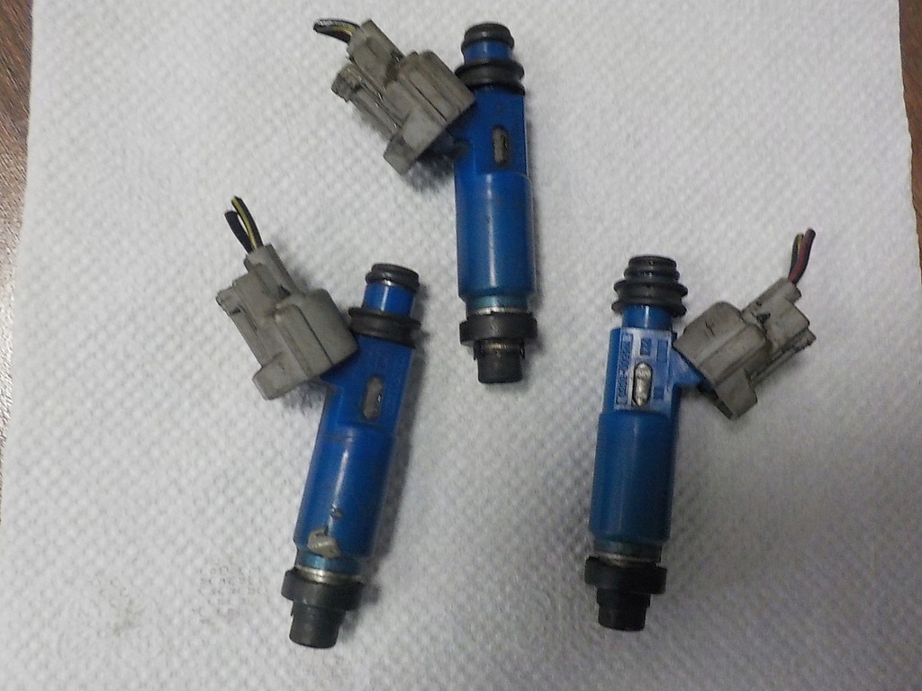 фото №1, Mazda mx-5 i форсунка 195500-3030