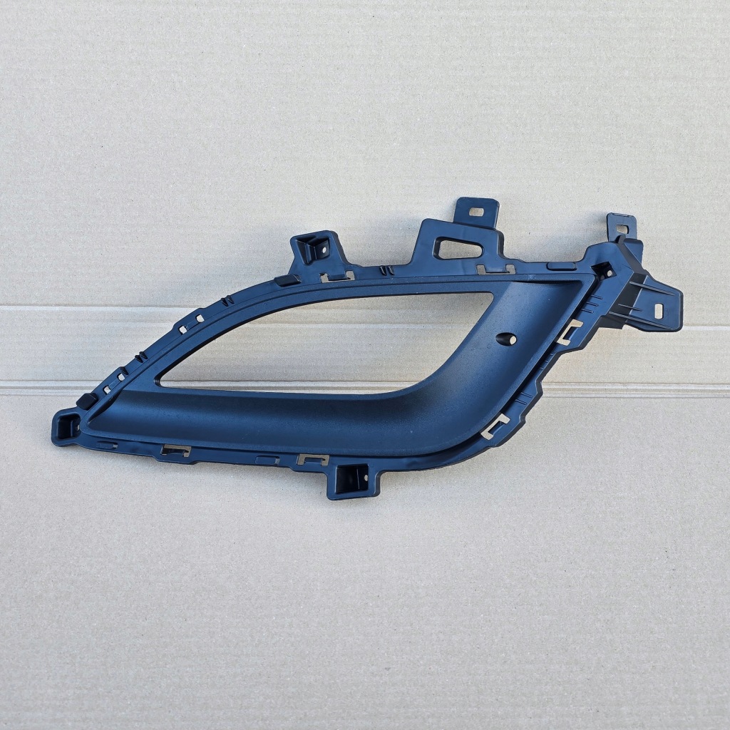 фото №1, Hyundai i30 ii левая решётка бампера перед передняя