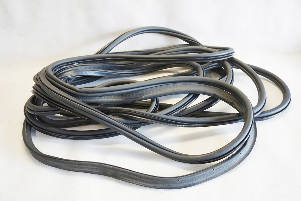 фото №1, Уплотнители дверь кузовные vw golf vii lift