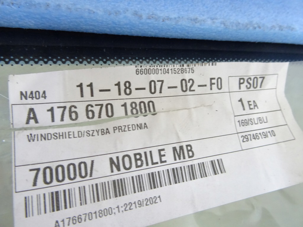 Стекло лобовое mercedes a-klasa 1766701800 с Разборки