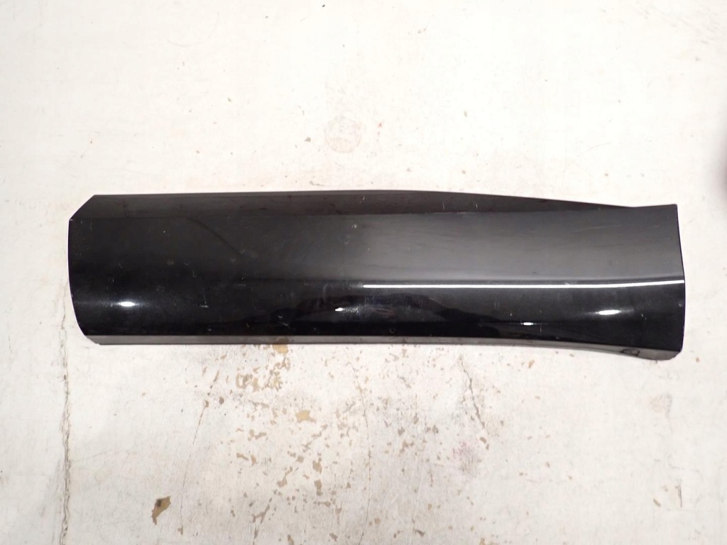 Купити Молдинг двері лівий задня renault austral 2022- 828213826