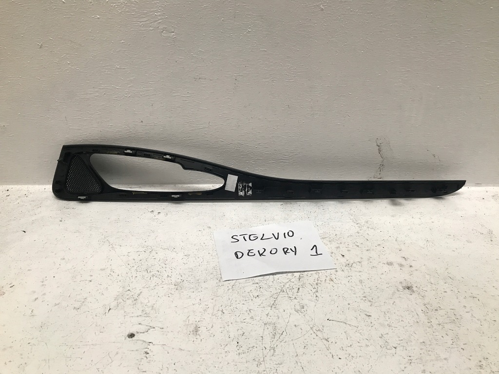 фото №3, Alfa romeo stelvio молдинг dekor двері задній лівий