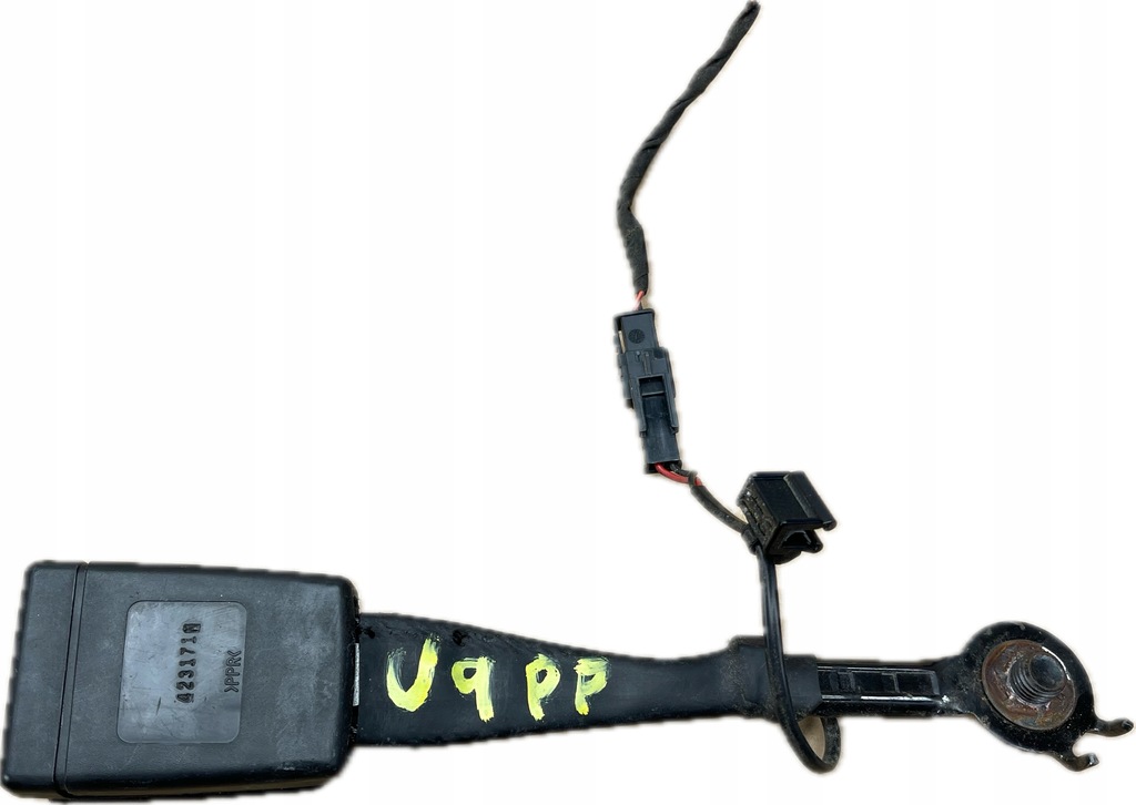 фото №1, Chevrolet camaro vi 16- кліпса поперечина безпеки права перед 84231153